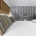 アパートホテル The 8 Keys スカラ・ポタミアス