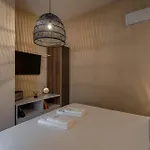 アパートホテル The 8 Keys スカラ・ポタミアス