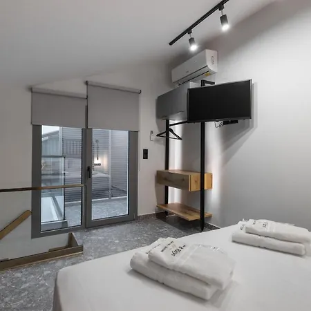 The 8 Keys Apartahotel 4*