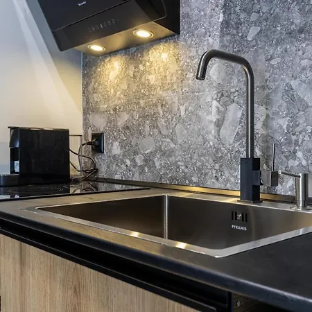 Apartahotel The 8 Keys