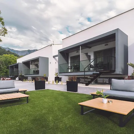 The 8 Keys スカラ・ポタミアス