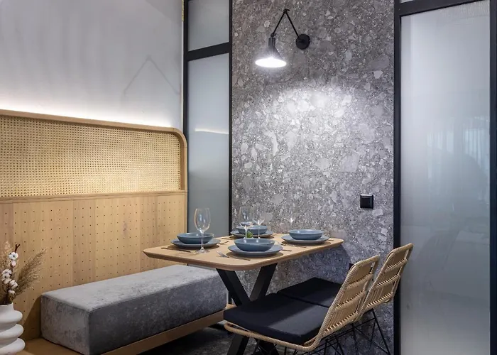 The 8 Keys 4* スカラ・ポタミアス