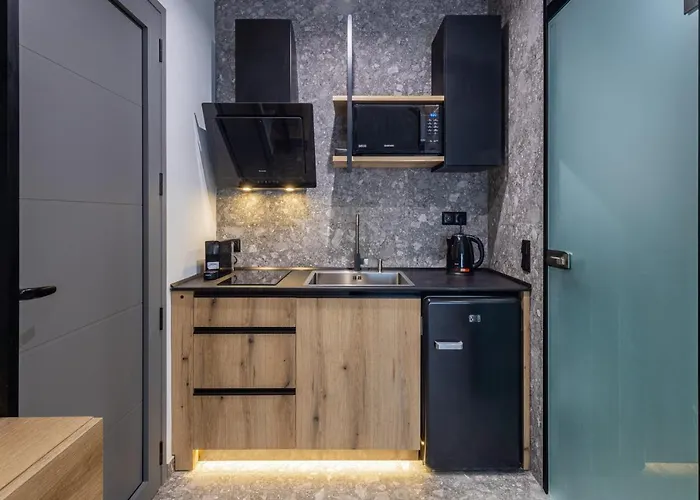 The 8 Keys 4* スカラ・ポタミアス