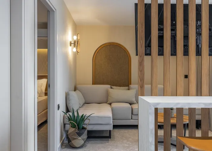 The 8 Keys アパートホテル