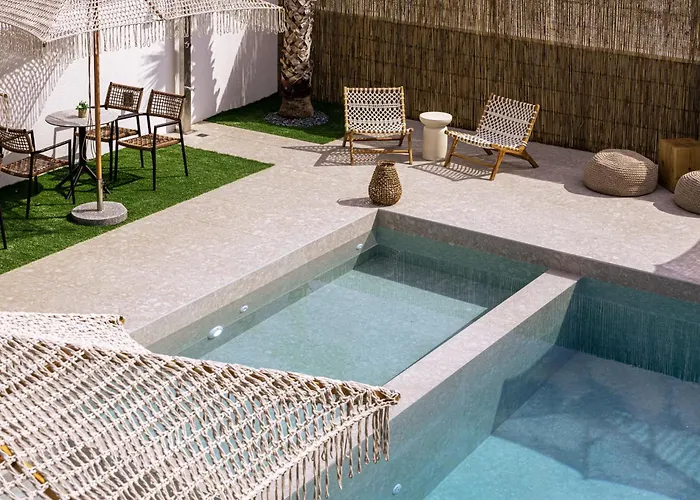 The 8 Keys アパートホテル スカラ・ポタミアス