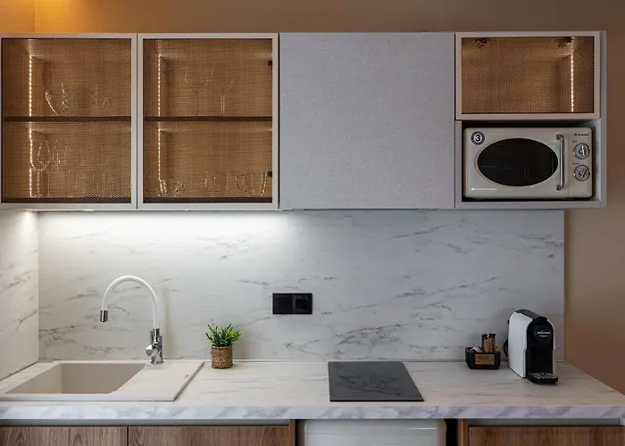 アパートホテル The 8 Keys