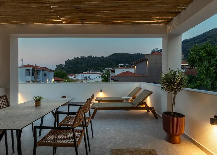 アパートホテル The 8 Keys 4*