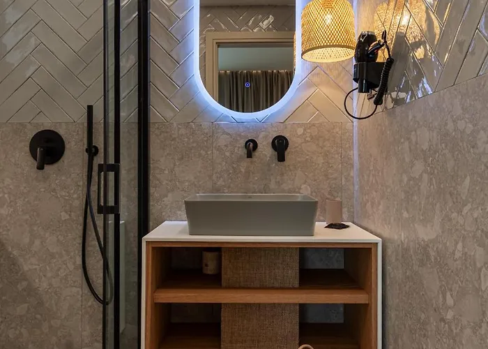 アパートホテル The 8 Keys スカラ・ポタミアス