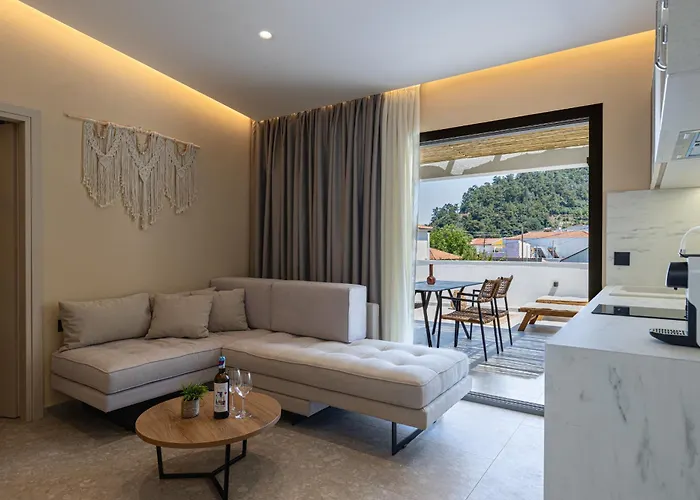 The 8 Keys 4* スカラ・ポタミアス