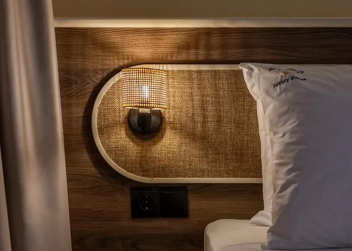 The 8 Keys 4* スカラ・ポタミアス